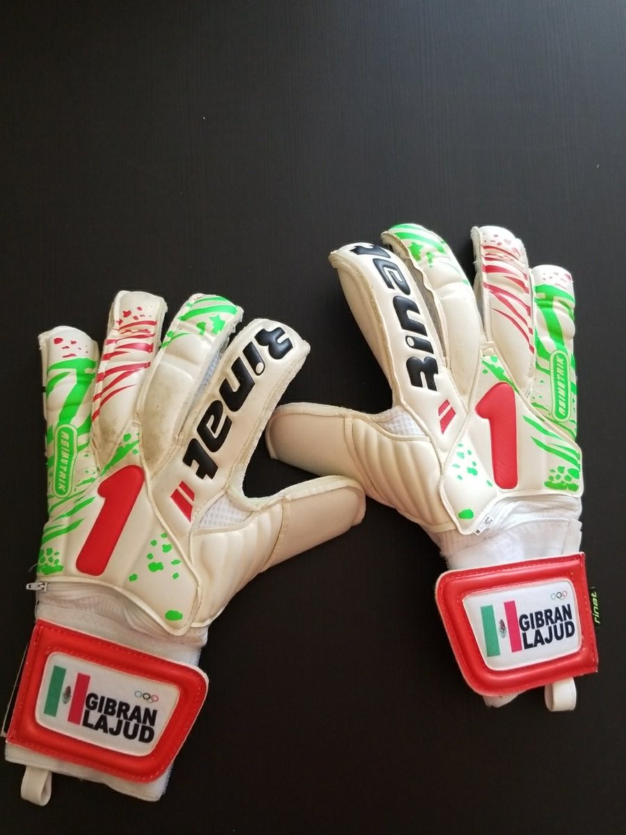 Mexico goalkeeper gloves hotsell